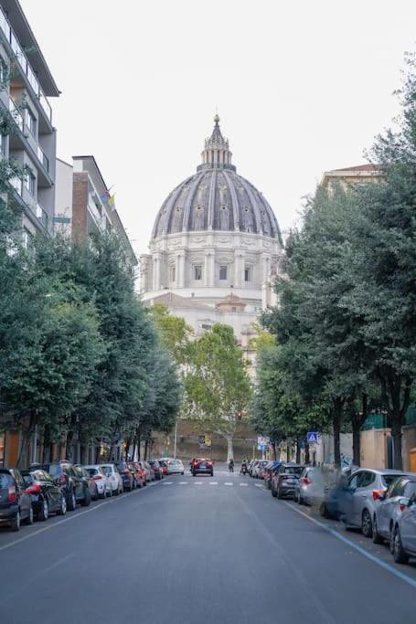 San Peter View Apartment Rome Exterior photo